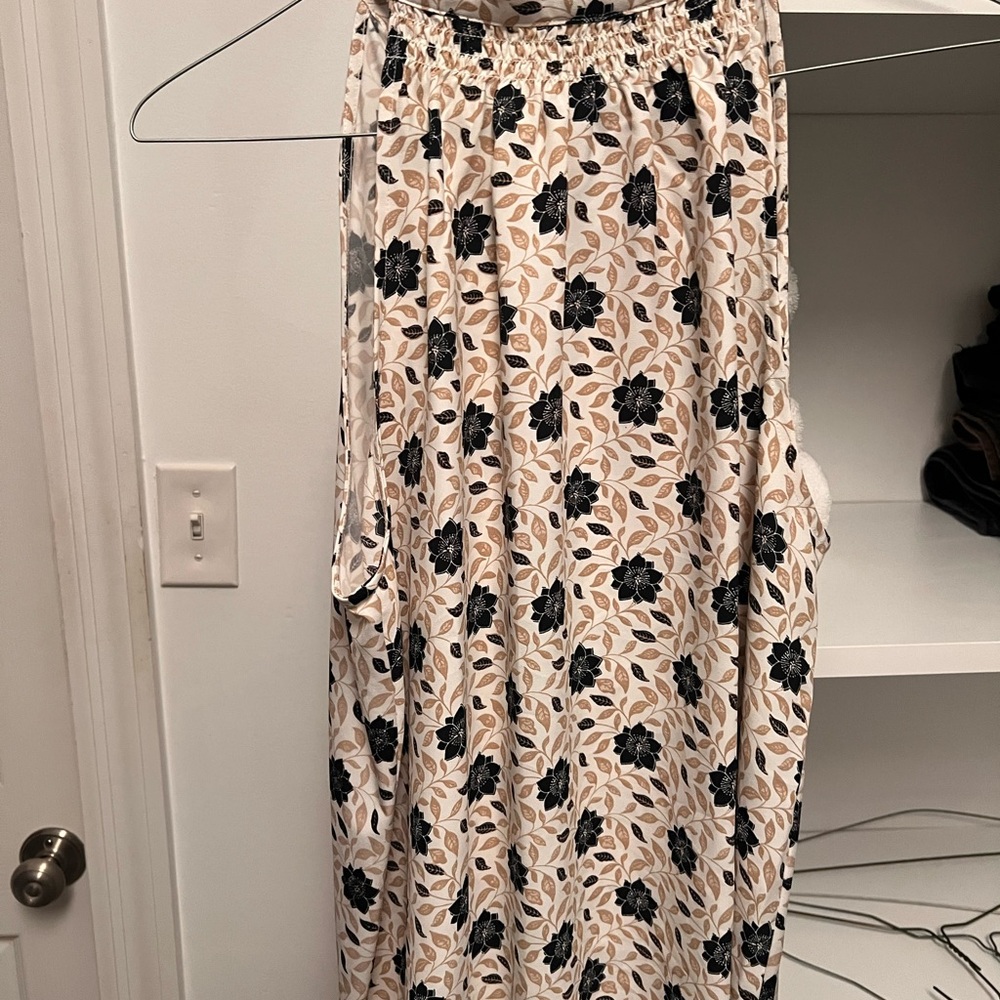 Ann Taylor Black and Tan Floral Midi Skirt